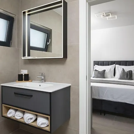 Del Sol Bei Fazana Mit Privatem Pool By Interhome Feriehus *
