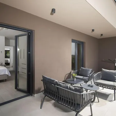 Del Sol Bei Fazana Mit Privatem Pool By Interhome Valbandon