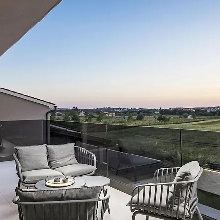 Vikendica Del Sol Bei Fazana Mit Privatem Pool By Interhome *