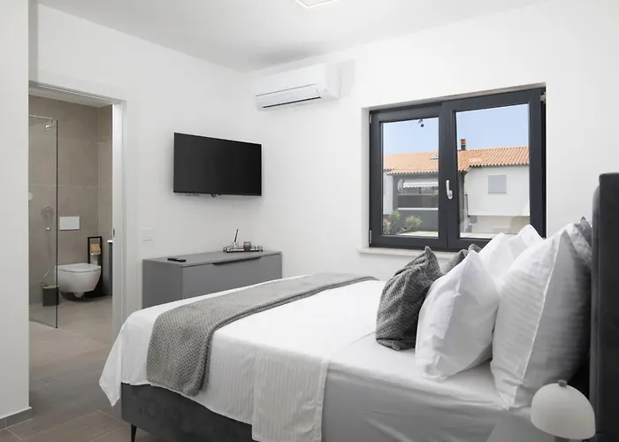 Del Sol Bei Fazana Mit Privatem Pool By Interhome Holiday home *