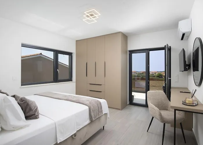 Del Sol Bei Fazana Mit Privatem Pool By Interhome *