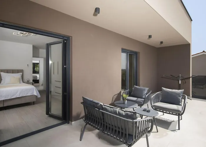 Del Sol Bei Fazana Mit Privatem Pool By Interhome Valbandon