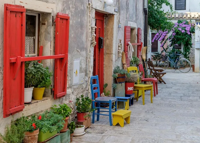 Del Sol Bei Fazana Mit Privatem Pool By Interhome * Valbandon